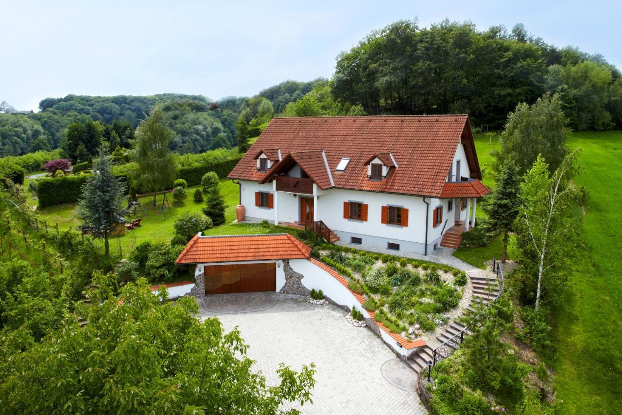 Landhaus Zur Therme Jennersdorf ภายนอก รูปภาพ